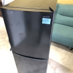 NO B371 🌈福岡市内配送設置無料✨🌈アイリスオーヤマ 冷蔵庫 142L ブラック 幅50cm IRSD-14A-B 2ドア 右開き 直冷式 BIG冷凍室 新生活 一人暮らし　2019年の画像