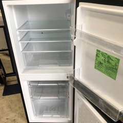 NO B371 🌈福岡市内配送設置無料✨🌈アイリスオーヤマ 冷蔵庫 142L ブラック 幅50cm IRSD-14A-B 2ドア 右開き 直冷式 BIG冷凍室 新生活 一人暮らし　2019年の画像