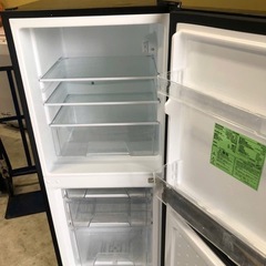 NO B371 🌈福岡市内配送設置無料✨🌈アイリスオーヤマ 冷蔵庫 142L ブラック 幅50cm IRSD-14A-B 2ドア 右開き 直冷式 BIG冷凍室 新生活 一人暮らし　2019年の画像
