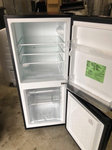 NO B370 ?福岡市内配送設置無料✨?アイリスオーヤマ 冷蔵庫 142L ブラック 幅50cm IRSD-14A-B 2ドア 右開