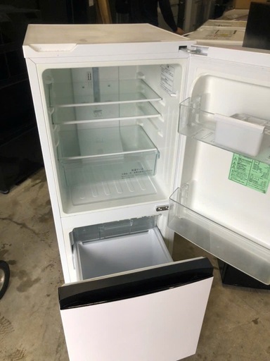 NO B369 ?福岡市内配送設置無料✨?Hisense 冷蔵庫 幅59.9cm 358L スペースグレー HR-D36ES 3ドア 