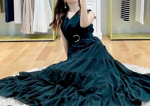 efla ティアードボリュームワンピース