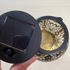 オシャレなランタン型ランプ　ソーラー充電式の画像