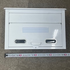 郵便ポストの画像