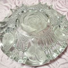 ◆◆◆薔薇モチーフ　灰皿　ガラス製◆◆◆の画像