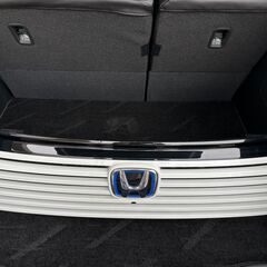 ホンダ　ヴェゼルRV系　フロントグリルの画像