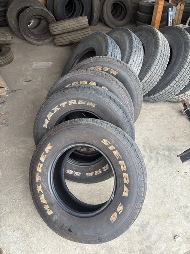245/75R16 サマータイヤ　MAXTREK S6