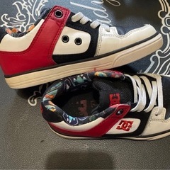 DC スニーカーの画像
