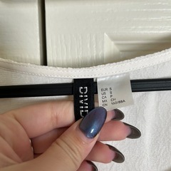H&M ブラウス  カットソー の画像