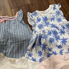 90 女の子　Tシャツ　GAPワンピースの画像