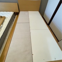 【お安く譲ります！】シングルベッドフレームの画像