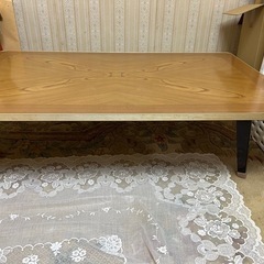 テーブル