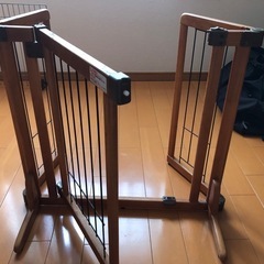 木製ペットゲートドア付きの画像
