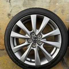 mazda3 セダン　純正タイヤホイールの画像