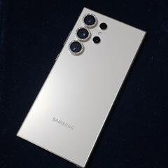 【美品】 値下げ Galaxy S24 Ultra 海外版 SIMフリー 512GB 【日本未発売カラー】の画像