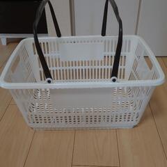 カゴ（DAISO）