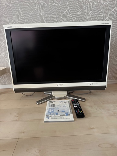 シャープ 32V型 ハイビジョン 液晶テレビ ホワイト AQUOS LC