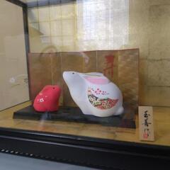 うさぎの置物の画像