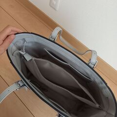 ⚠️値下げ⚠️少々値引き🉑⚠️トートバッグ(替えの持ち手付き)(新品購入後→約1ヶ月使用)の画像