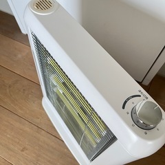 【目黒区】山善　遠赤外線 電気ストーブ 加湿機能搭載 の画像