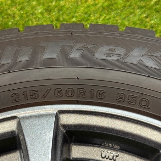 【決まりました】【美品】 ヴェゼル　215/60R16 スタッドレスホイールセット　