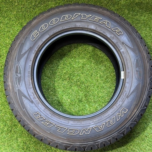【決まりました】ジープ　ラングラー  245/75/17 グッドイヤー　ラングラー純正サイズ　交換工賃・消費税込み価格　アウトラインホワイトレター