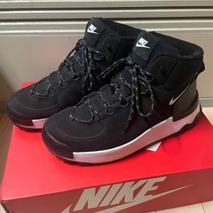 美品NIKE CITY CLASSIC BOOTの画像