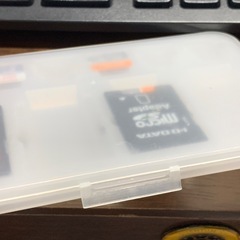 SDカード　microSDカードケースの画像