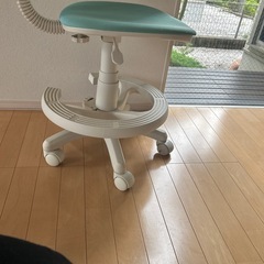椅子の画像