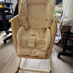 ベビーチェア（テーブル付き） の画像