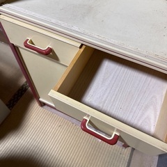 レトロな棚の画像