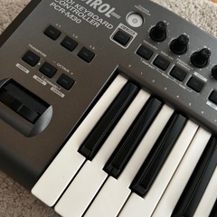 【無料】ローランドMIDIキーボードコントローラー　PCR-M30 の画像