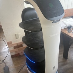 配膳ロボット