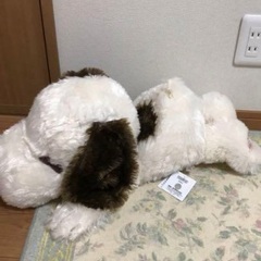 スヌーピのぬいぐるみの画像