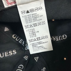 GUESS  ゲス　キャップ　レディース帽子 ユニセックス 男女兼用 の画像