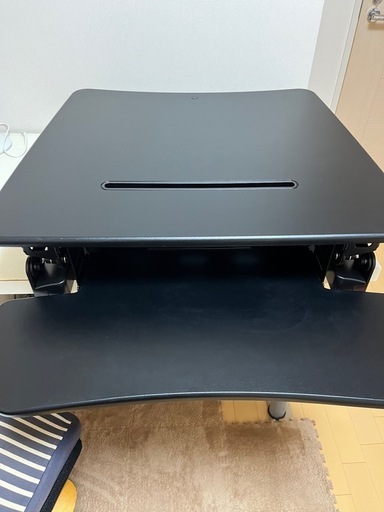 FLEXISPOTのスタンディングデスク