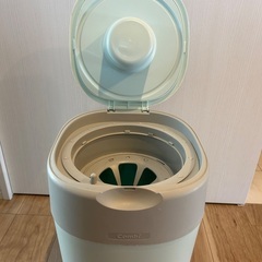 値下！コンビベビーオムツゴミ箱本体のみ中古の画像