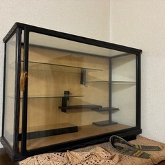 中古ショーケースの画像