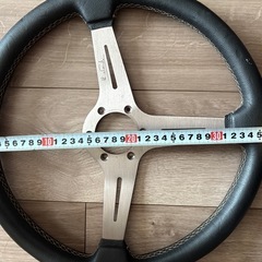 値下げしました！ナルディーステアリングの画像