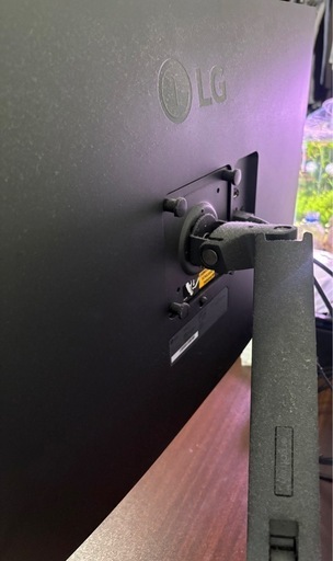 モニター《付属品のアーム無料プレゼント》