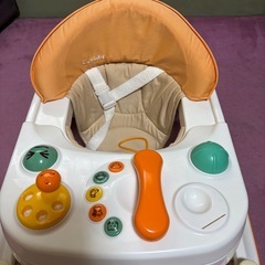 combi 歩行器の画像