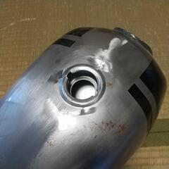 汎用　バイクタンクの画像