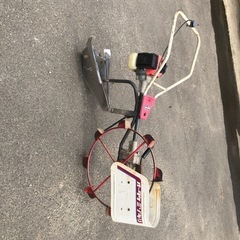 オータケ　歩行溝切り機　KF22 田んぼの画像
