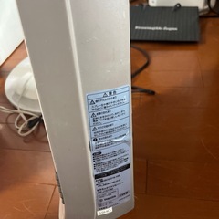 小型電気ストーブ の画像