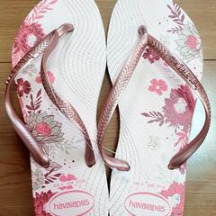 havaianas フラワープリント ビーチサンダル　ピンクビー...