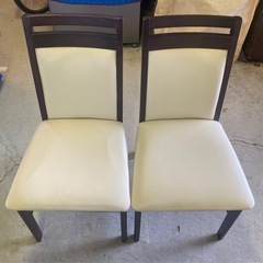 & ダイニングテーブル　家具の大丸 カタバタ DT フレッツ2 60 椅子2脚（ニトリ）の画像