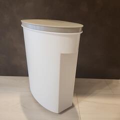 ニトリ　米　収納　5キロ