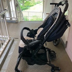 コンビベビーカー、combi strollerの画像