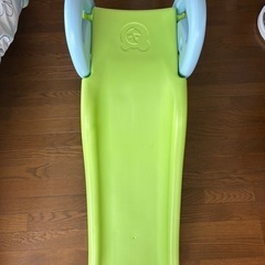すべり台の画像