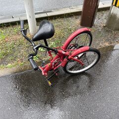 折りたたみ自転車　No.328　レッド　LEDライト　鍵付き　ミニベロ【リサイクルショップどりーむ荒田店】の画像